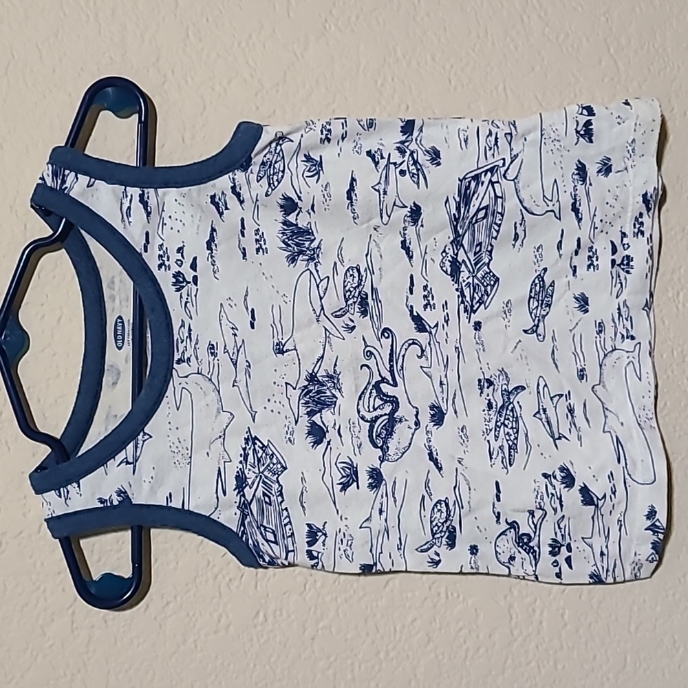 Old Navy Underwater Landscape Tank Top